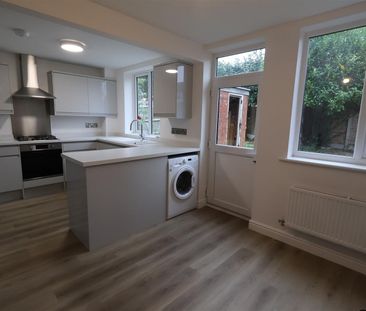 Edgeworth Close, Redditch - Photo 3