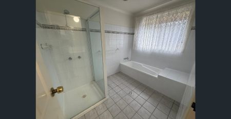 PERFECT FAMILY HOME IN QUIET NEIGHBOURHOOD - Photo 3