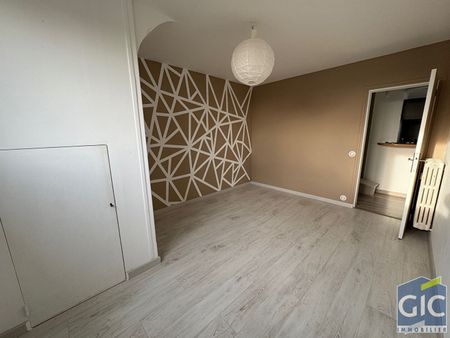 Location Appartement 3 pièces 58m² - Photo 3