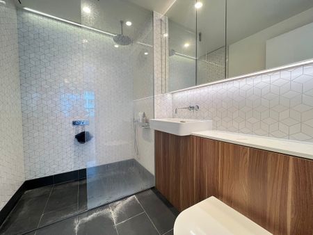 Television Centre, 101 Wood Lane, London - Photo 5