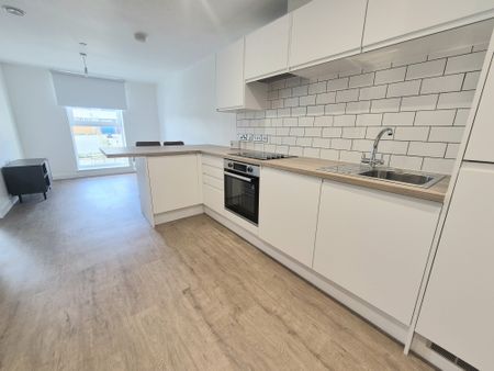 Cow Green, Halifax - Photo 3