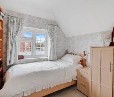 5 bedroom detached house to rent - Photo 3