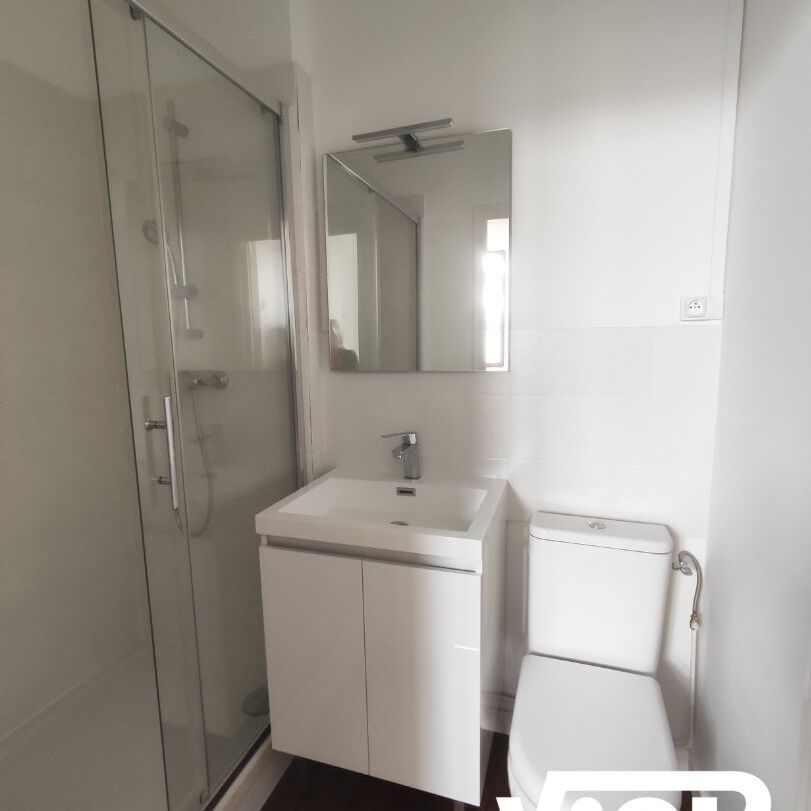 LIMOGES T2 DE 25 m² EN BORD DE VIENNE - Photo 1