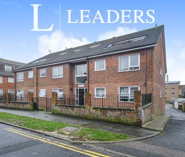 2 bedroom flat to rent Henley Court, Henley Road, Kemptown, Brighton - Photo 3