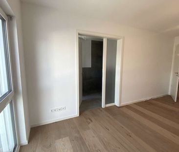 HEGERICH: Exquisite 2 Zimmer Neubauwohnung mit Küche und Balkon - Foto 3