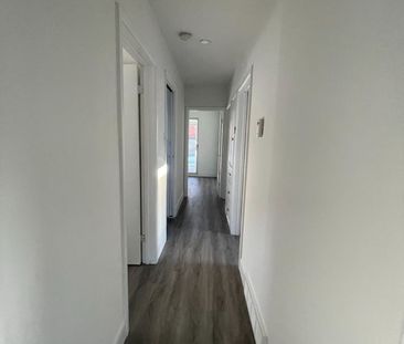 For Lease - 83 Cornwallis Drive Unit# Main, Toronto, Ontario - Photo 6