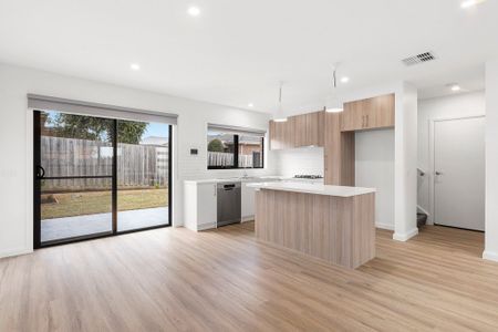 2/16 Arundel Street, Croydon - Photo 5