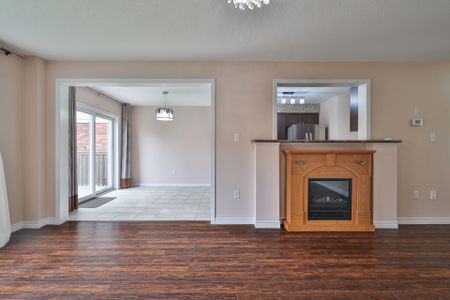 For Lease - 1398 Hunter Street, Innisfil, Ontario - Photo 2