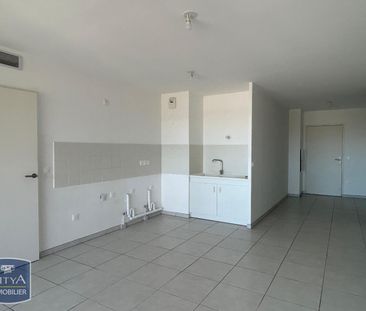 Location Appartement 3 pièces 62m² MARSEILLE 9ème - Photo 5