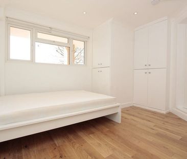 Room in a Shared Flat, Canary Wharf Area, E1 - Photo 3