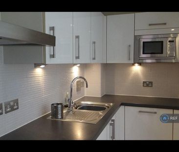 1 bedroom flat to rent - Photo 3