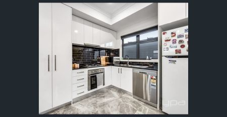 WALK TO SHOPS - Photo 5