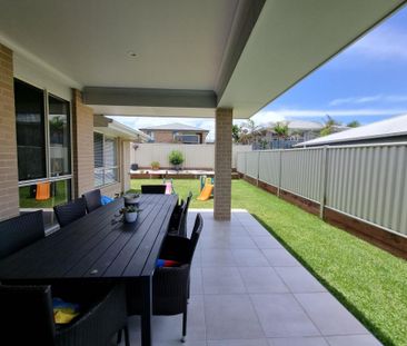 22 SALTWATER CRESCENT - Photo 4