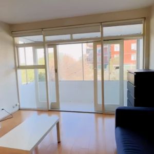 2 bed 2 bath - Photo 3