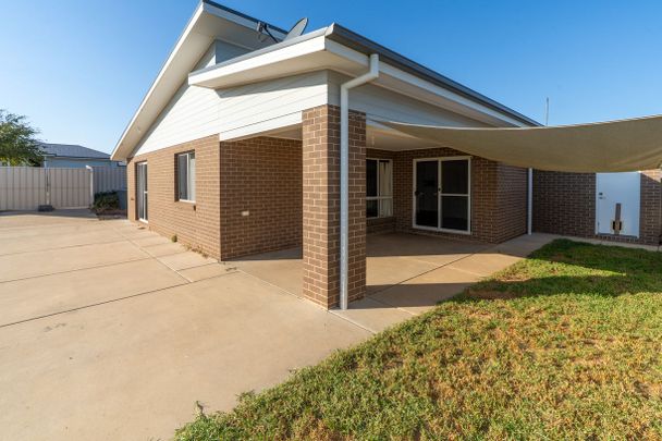 FAMILY HOME IN GOBBAGOMBALIN - Photo 1