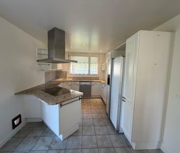 Beautiful villa with garden and pool in Vernier - Photo 3