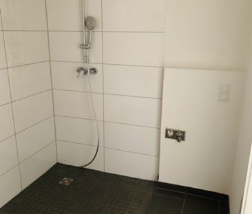 Mietwohnung in Nürnberg - Helle 2-Zimmer Wohnung mit Einbauküche un... - Photo 2