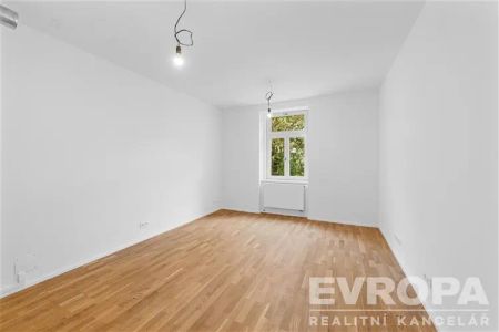 Pronájem prostorného bytu 2+kk po kompletní rekonstrukci v Praze 4 – Michle | 49,9 m - Photo 5