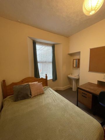 6 bedroom house share to rent - Photo 2