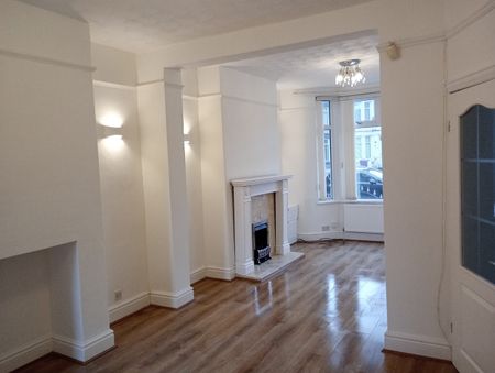 3 Bed Terraced House, Stanley Park Avenue South, L4 - Photo 4