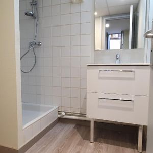 Location Appartement 1 pièce 20m² CLERMONT FERRAND 63000 - Photo 2