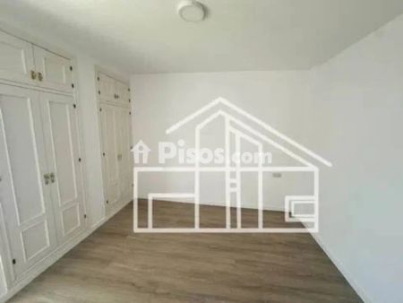 Chalet en alquiler en Avenida de los Mástiles - Foto 4