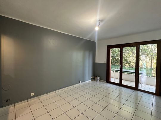 Location Appartement 3 pièces 55m² TOULON 83000 - Photo 1