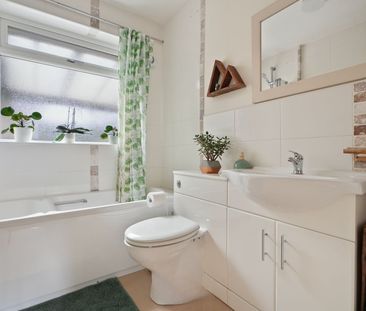 2 Bed Bungalow, Barleywood Road, S9 - Photo 6