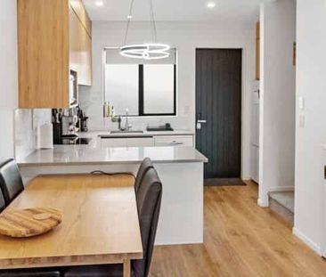 Clendon Park living! - Photo 2