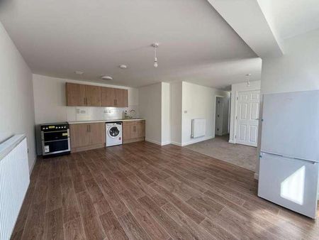 Finchampstead Road, Finchampstead, RG40 - Photo 4