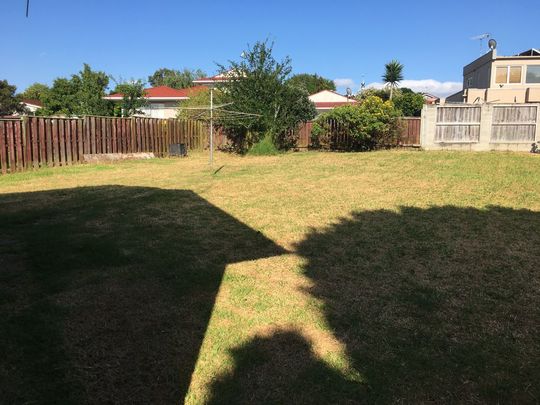 Sunnyhills - Photo 1