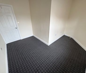 John Street, ILKESTON - Photo 4