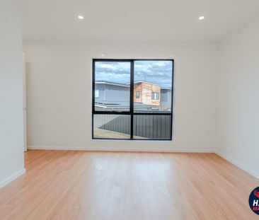 12 McPherson Street, GOOGONG NSW 2620 - Photo 3