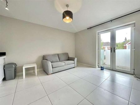 Leicester Road, New Barnet, Hertfordshire, EN5 - Photo 2