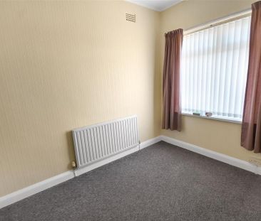 2 bedroom semi-detached house to rent - Photo 2