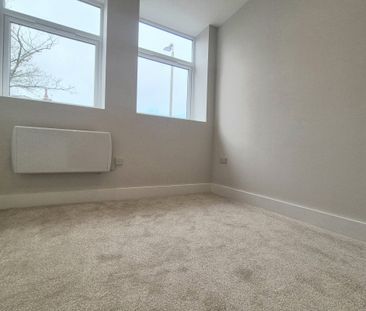 Spring Hall Lane - Photo 2