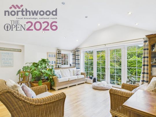 4 bedroom detached house to rent - Photo 1