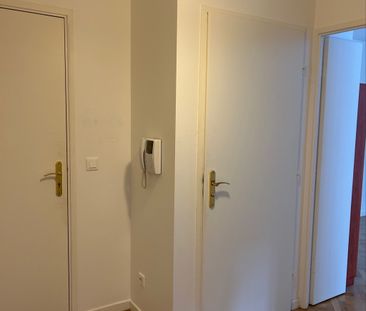 Location Appartement 2 pièces 51m² - Photo 6
