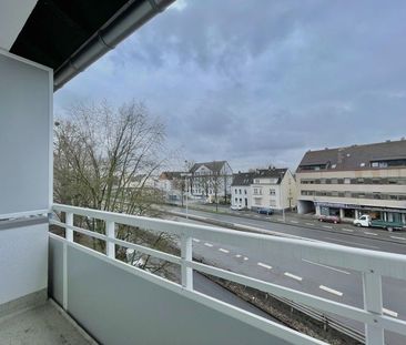 Gemütliche 2,5-Zi.-Wohnung mit Balkon! - Photo 1