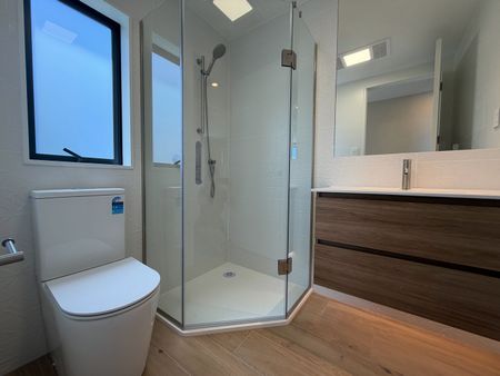 3 Bedrooms on Tirimoana Rd - Photo 3