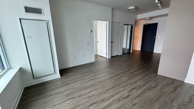 For Lease - 2485 Eglinton Avenue Unit# 523, Mississauga, Ontario - Photo 1