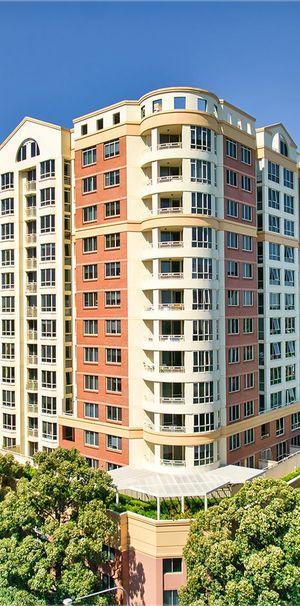 BRIGHT SUNNY UNIT ON LEVEL 11 - Photo 1