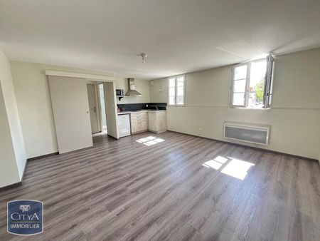 Location Appartement 2 pièces 42m² BOURGES 18000 - Photo 4