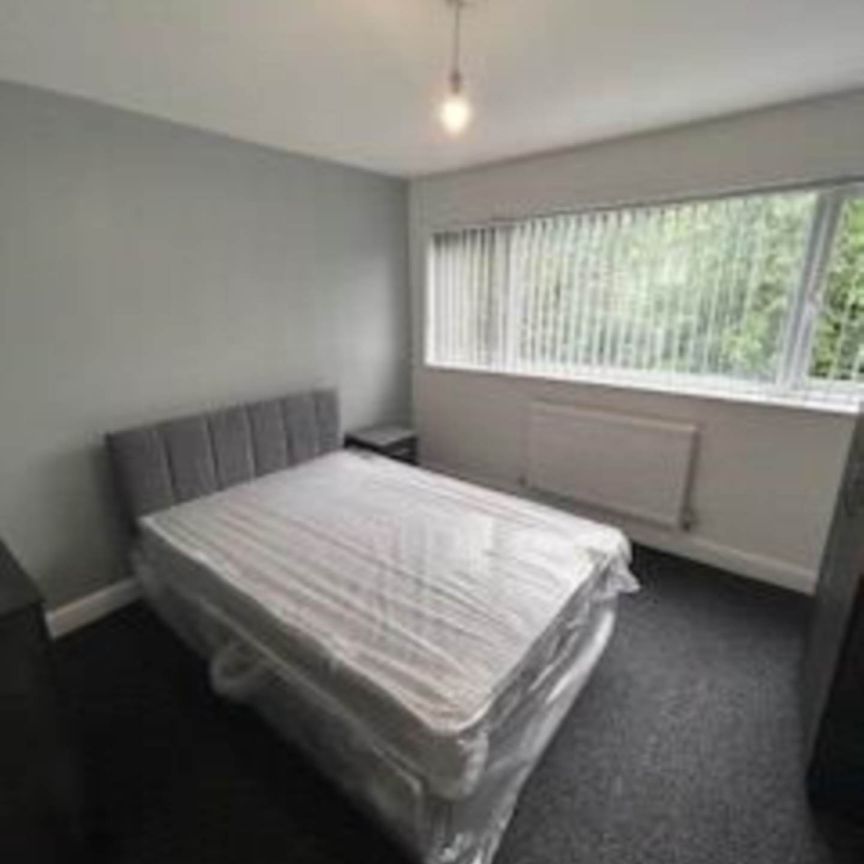 Handforth Lane, Runcorn - Photo 1