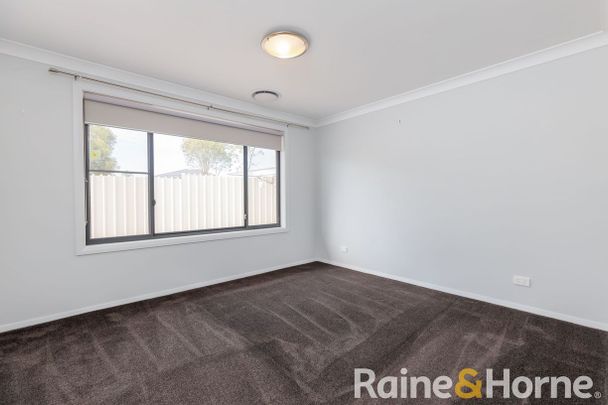 Spacious Family Home - Photo 1