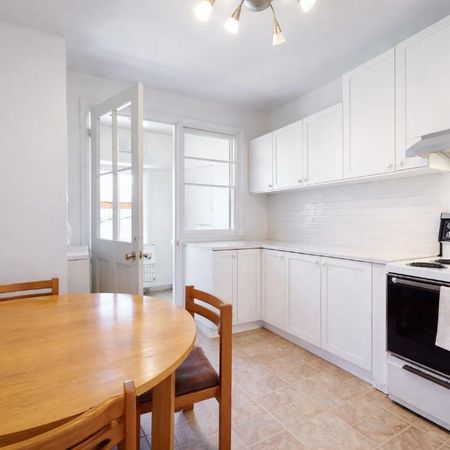 3 ½ LIBRE LE 1ER SEPTEMBRE 2026 - Photo 3