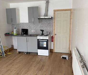 Studio Flat, Culverhouse Road, LU3 - Photo 4