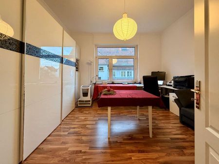 Traumhafte 3,5-Zimmer-Altbauwohnung im Herzen von Friedberg - Foto 4