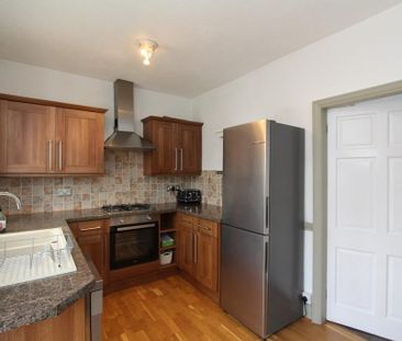 2 bedroom terraced house to rent - Photo 6