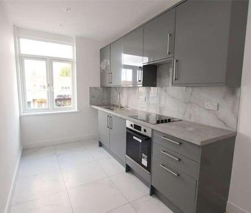 Eastwood Road North, Leigh-on-sea, Essex, SS9 - Photo 1